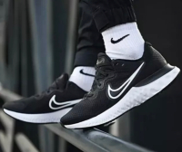 New Nike Renew Run 2 CU3504-005 Black/White Men's Running Shoes Size 9.5 US Retail $170