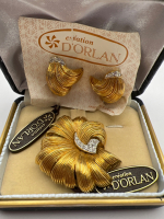Vintage Signed D&rsquo;ORLAN Brooch Earrings Set Rhinestones