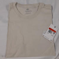 New Nike Mens Tee