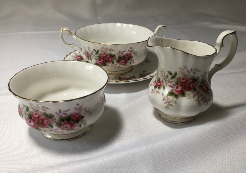 Royal Albert Lavender Rose Cream & Sugar +