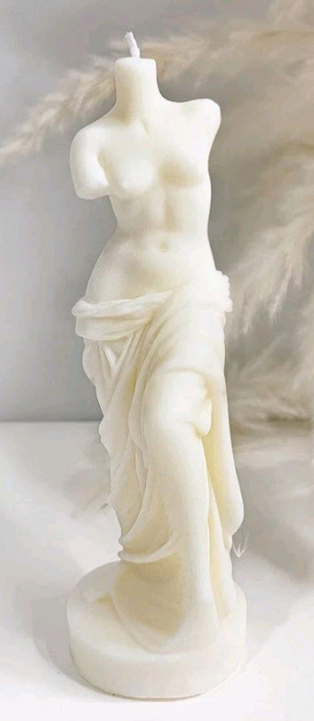 New in Box-Anais The Venus Candle in Sculpture White Retail $69.00 7.25”H x 2.25” W Stock Photo Used