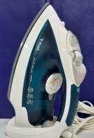 T-Fal Ultra Glide Iron Good Condition Powers Up