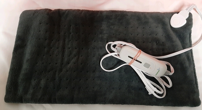 Aramish Washable Heating Pad 23" X 12" Powers Up Good Condition