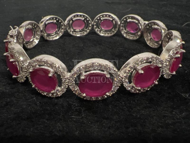 Rigid Line Bracelet Ruby & Rhinestone