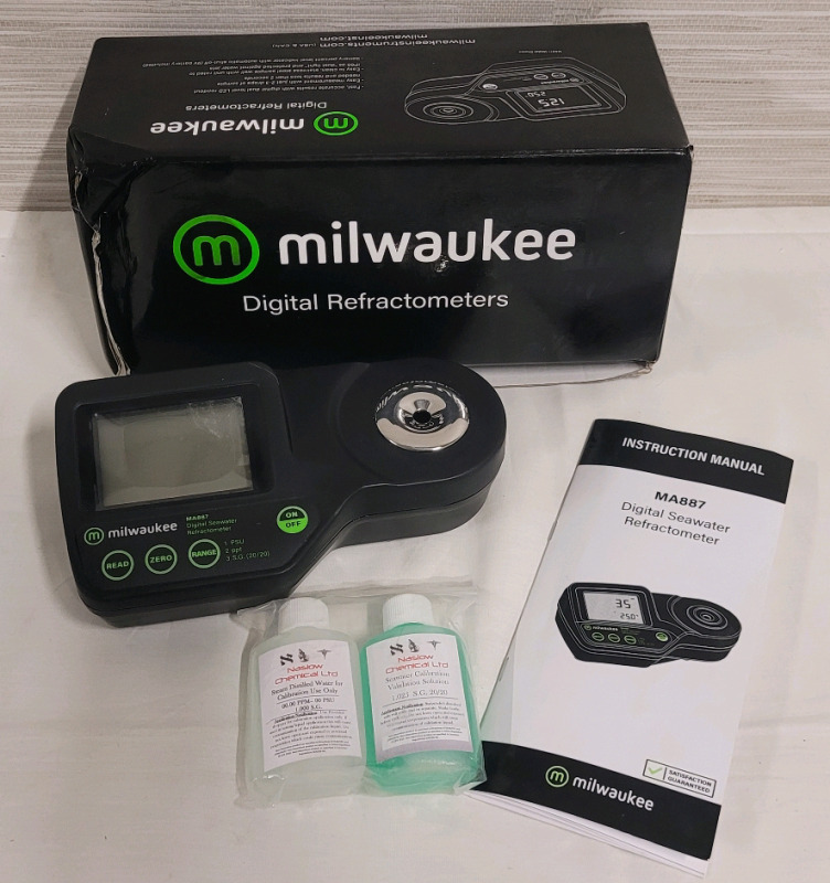 Milwaukee Digital Refractormeter Saltwater Aquarium Fish Tank Meter with Box & Manual . Model # MA887