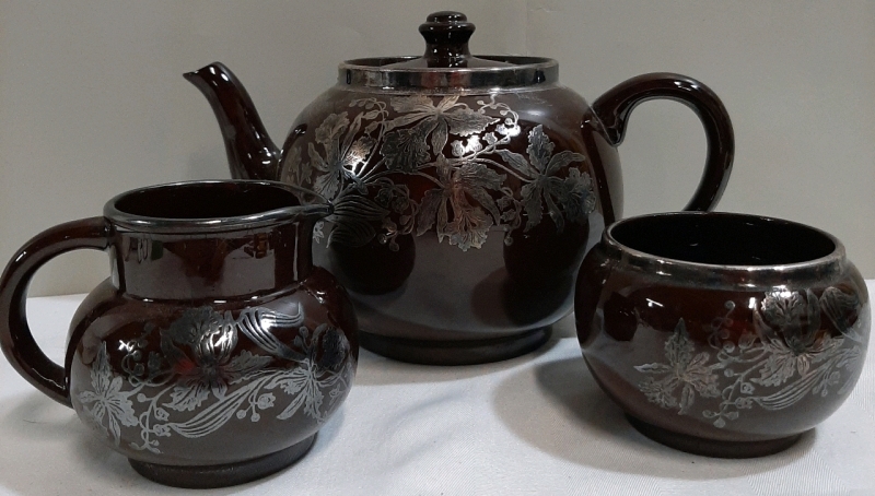 Vintage 5.5" Ellgreave Brown Betty Teapot Cream & Sugar with Silver Overlay Teapot Lid has Tiny Chip