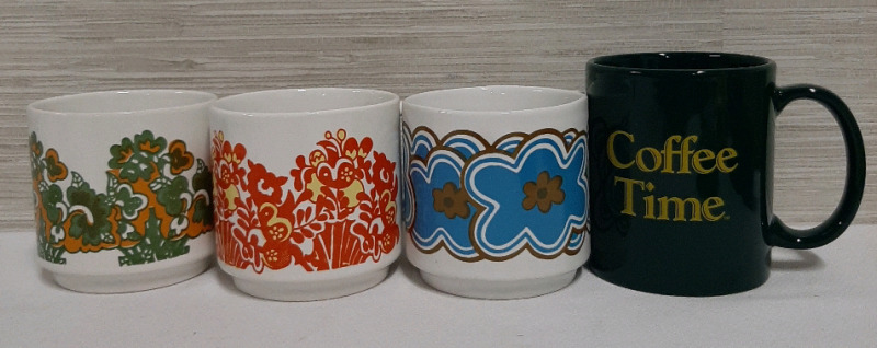 4 Vintage Coffee Mugs