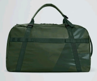AWAY F.A.R. Duffel 70L Travel Bag , Green - NEW , retail $230