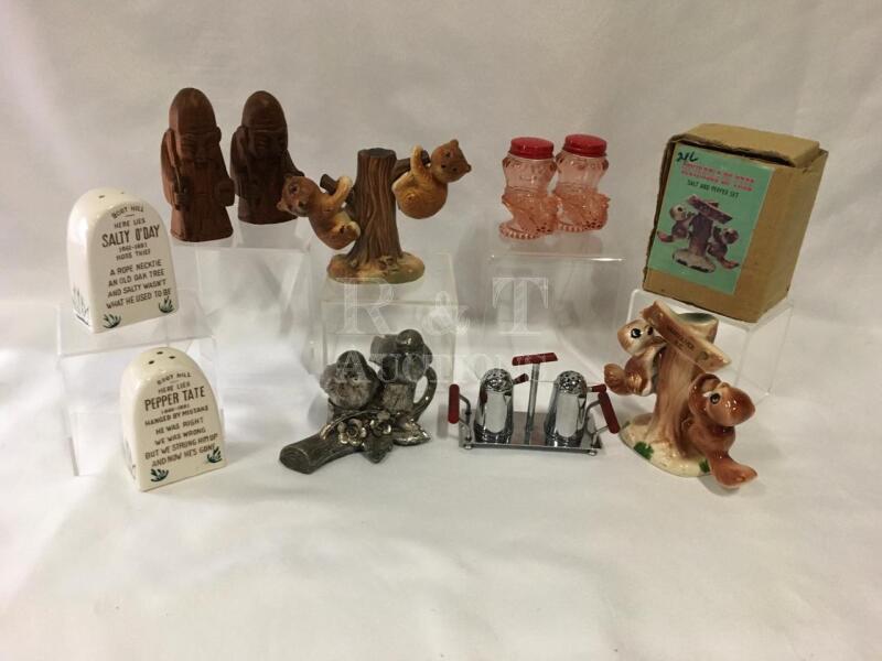 Awesome Vintage Salt and Pepper Shakers