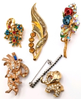 6 Vintage Brooches Missing Stones : Includes Damascene, Aurora Borealis, Sapphire Blue Baguette Rhinestone, Faux Pearls +