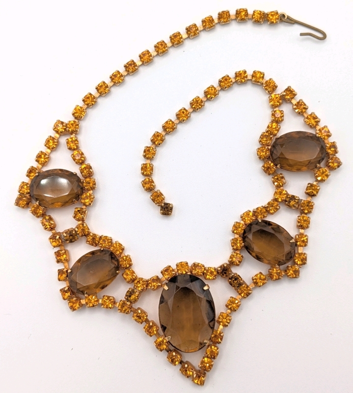 Lovely Vintage Gold Tone Necklace with Large Open-Back Faceted Topaz-Colored Rhinestones & Hook Clasp | 13.75" Long