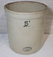 Vintage Medalta Potteries Ltd. #5 Imperial Crock , Medicine Hat Alberta . No Cracks , Chip on Top Edge