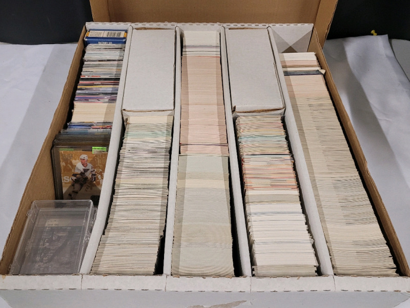 Early 1990s NHL Hockey & MLB Baseball Trading Card Singles in Five Slot Long Box . 1000+ Cards