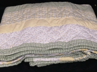 Queen Size Quilt/Comforter - 86" Wide & 96" Long
