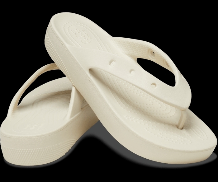 New Crocs Classic Platform Flip Bone Size 7