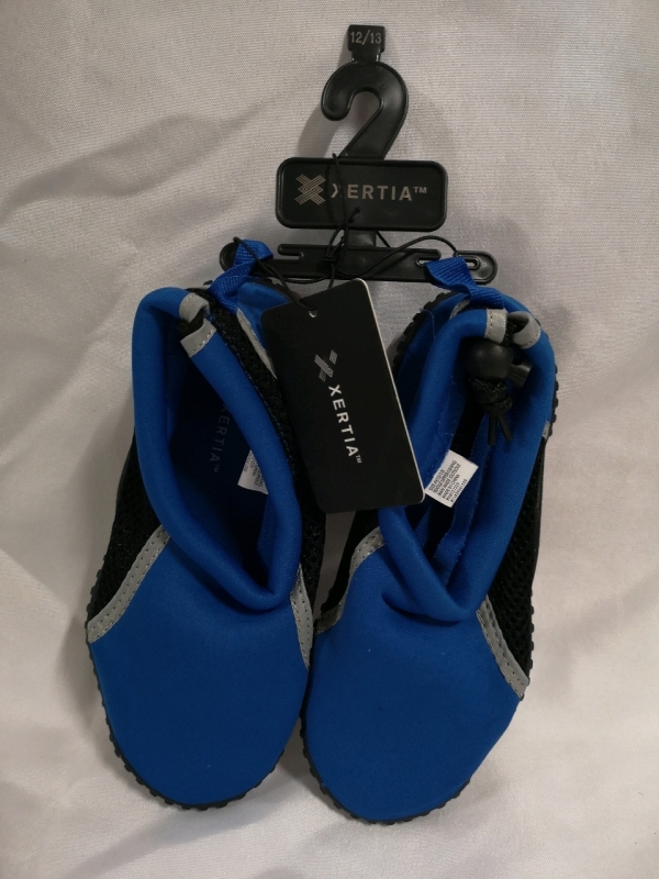 New Kids Water Shoes Sz 12/13