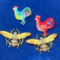 Two Rhinestone & Enamel Bee Brooches & 2 Emanel Roosters