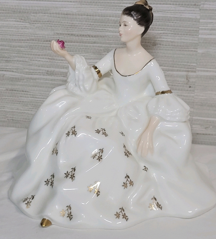 Royal Doulton " My Love " Statuette , # HN 2339 . No chips or cracks