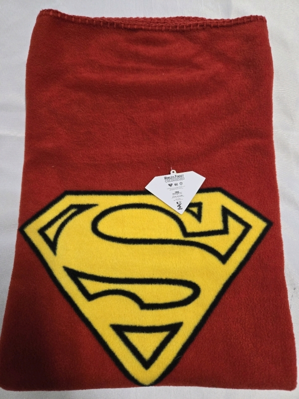 World's Finest &bull; The Collection &bull; | Light Weight Kids Superman Blanket ( 54" x 38" )