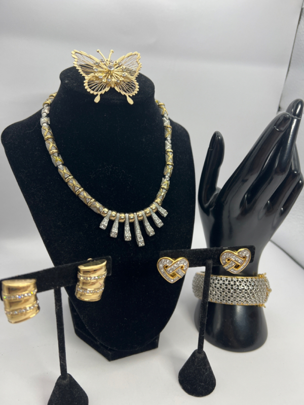 Stunning Vintage SAL SOLEIL signed Earrings Bracelet Necklace Rhinestones