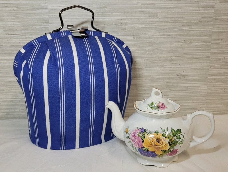 Arthur Wood & Sons Multi-Color Roses Tea Pot with Tea Lugger