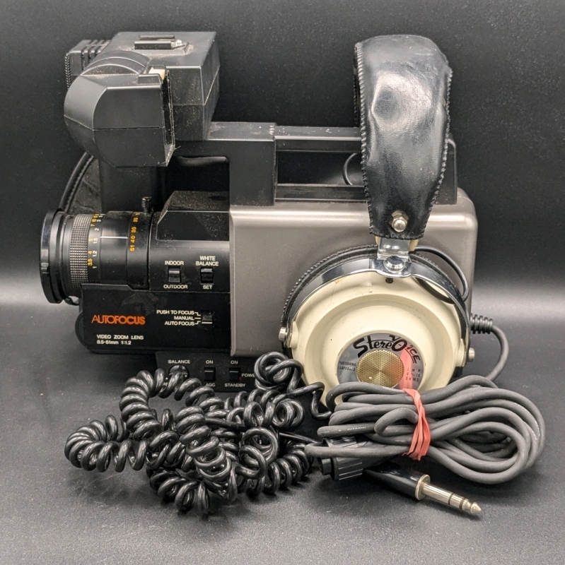 Vintage RCA Color Video Camera CKC019 & Vintage StereVoice Professional Earphones Model 18A Japan