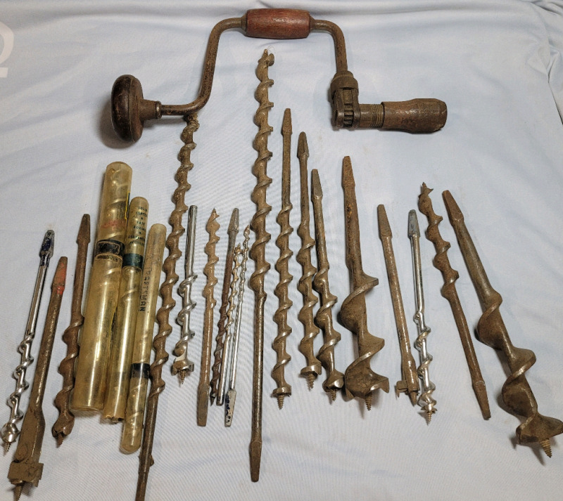 Vintage Hand Brace Drill & Drill Bits