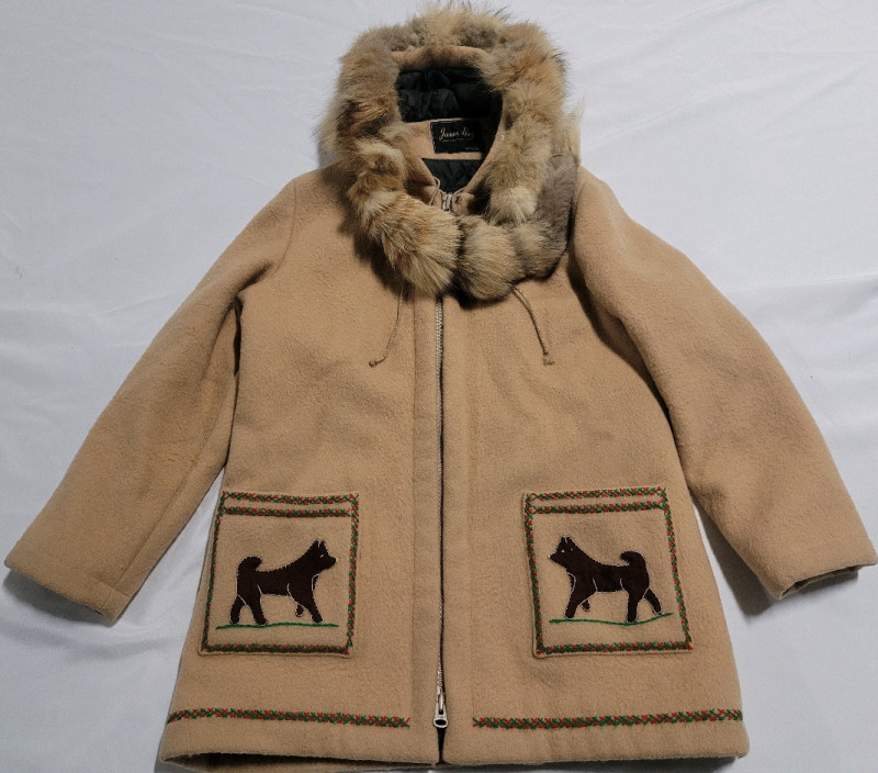 Vintage James Bay Inuit Wool Felt Coat with Fur Collar . Size Women Small / Medium