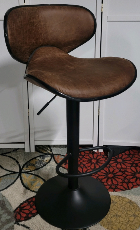 MAISON ARTS Adjustable Height Swivel Barstool w/Footrest