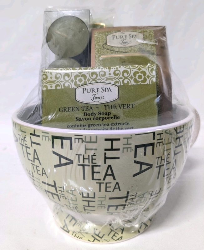 New Pure Spa Tea Green Tea Gift Set: Body Soap (100g), Bath Sachet (40g), Body Lotion (100ml), 3 Tealight Candles & Oversized Ceramic Tea Cup (5.25" Diameter x 3.75" Tall)