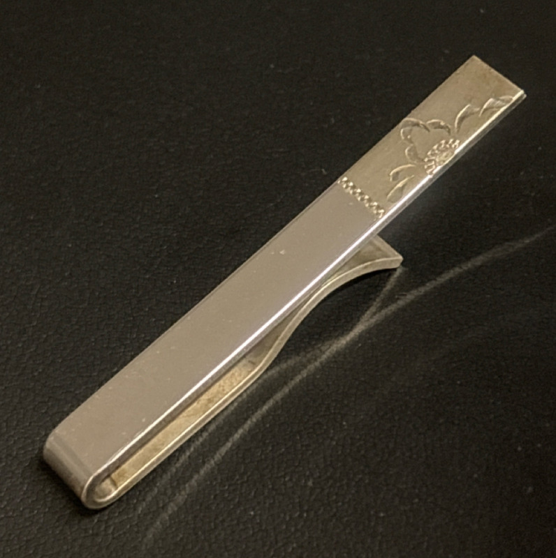 Sterling Silver Tie Clip with Diamond Cutting