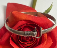 Sterling Silver Horseshoe Clasp Bracelet