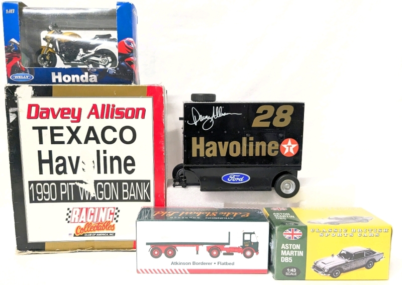 Vintage Diecast Vehicles | 1993 1:16 Davey Allison Texaco Havoline 1990 Pit Wagon Bank, 1:18 Welly Honda Hornet, 1:76 Atkinson Borderer Flatbed, 1:43 Aston Martin DB5