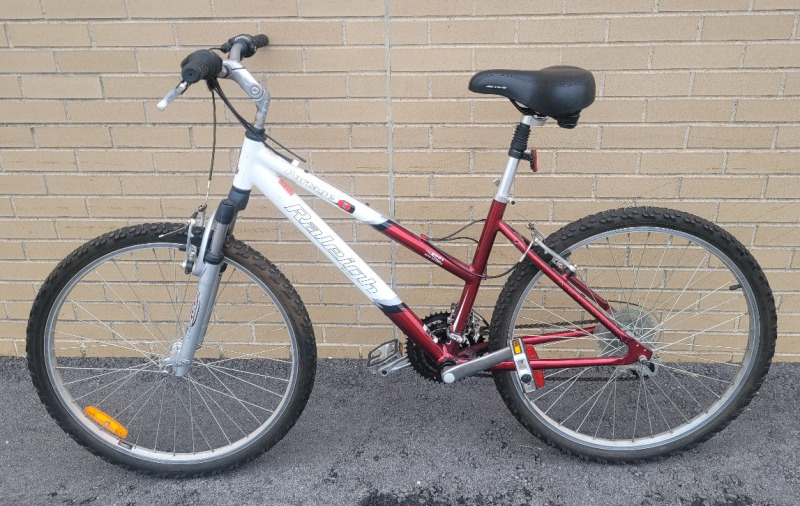 Raleigh Portage 18-Speed Mountain Bike . 16" Frame , Brakes Working , Gears Working