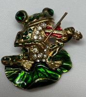 Vintage Rare Frog Brooch Violin Crystal Pave Green Eye Lily<br/>Pad