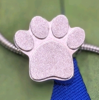 New Paw Print-Shaped Silver Tone Pet Memorial Pendant Urn Necklace to Hold Cremains | 0.6" Across on 21" Chain