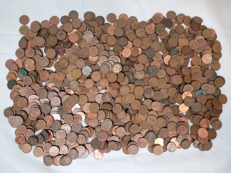 6+lbs Canadian Pennies . Various Dates & Condition