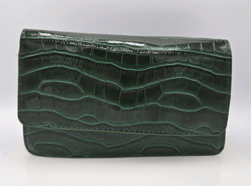 New | Green Faux Alligator-Skin Purse / Shoulder Bag ( 6" x 9" )