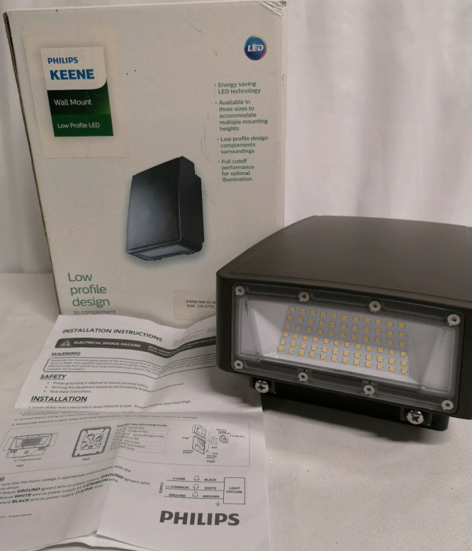 Like New Philips Keene Outdoor Low Profile LED Light