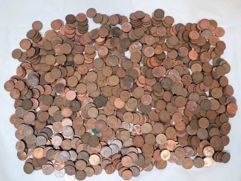 6+lbs Canadian Pennies . Various Dates & Condition