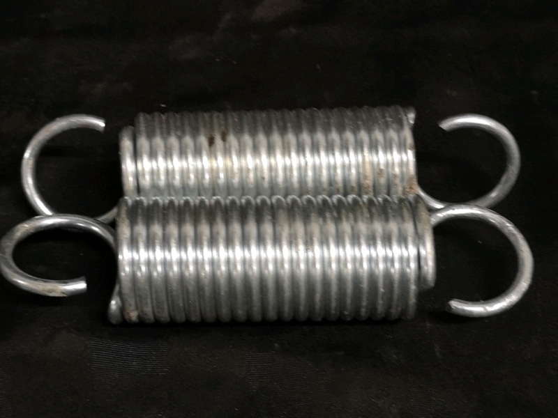 Pair of Metal 20 Ring Swing Springs - 7.25" Long & 1.75" Diameter