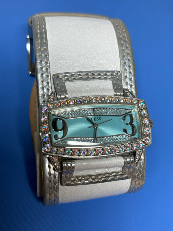 GUESS Statement Swarovski Stone White Leather Band Watch