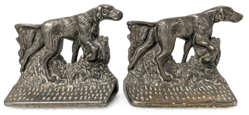 Pair of Vintage Cast Metal Hunting Dogs Bookends | 5" x 1.8" x 4.25" Tall