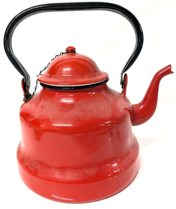 Classic Vintage Red Enamel Country Kettle with Chained Lid | 7.75" Diameter x 10.5" Tall | Stamped 20cm