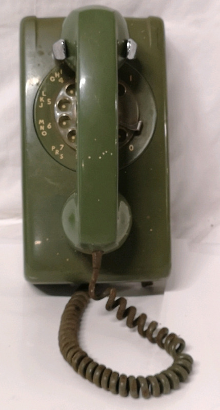 Vintage Green Rotary Phone - 9.5" by 5"