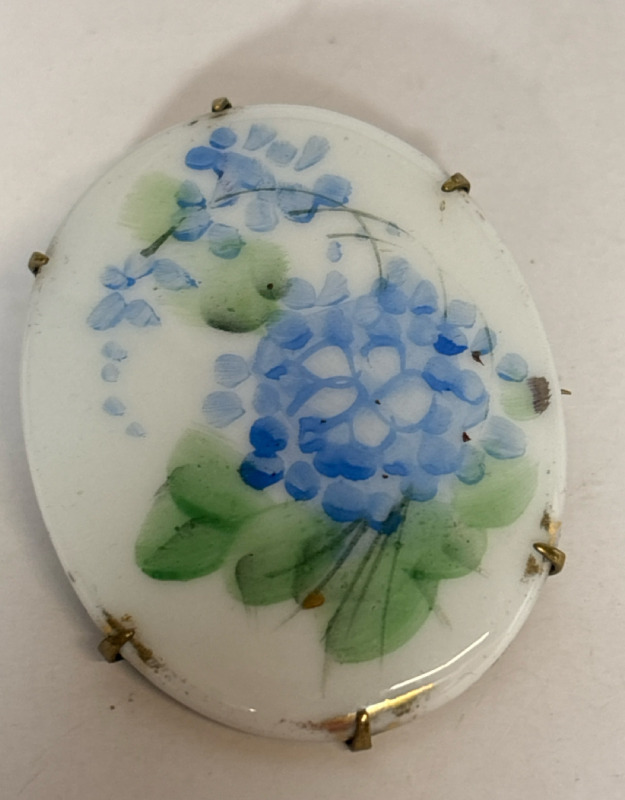 Hand Painted Porcelain Victorian Forget Me Nots Brooch