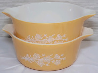 Vintage PYREX " Butterfly Gold Flower " 2.5L Mixing Bowls , Two (2) Bowls # 475-B . No chips or Cracke