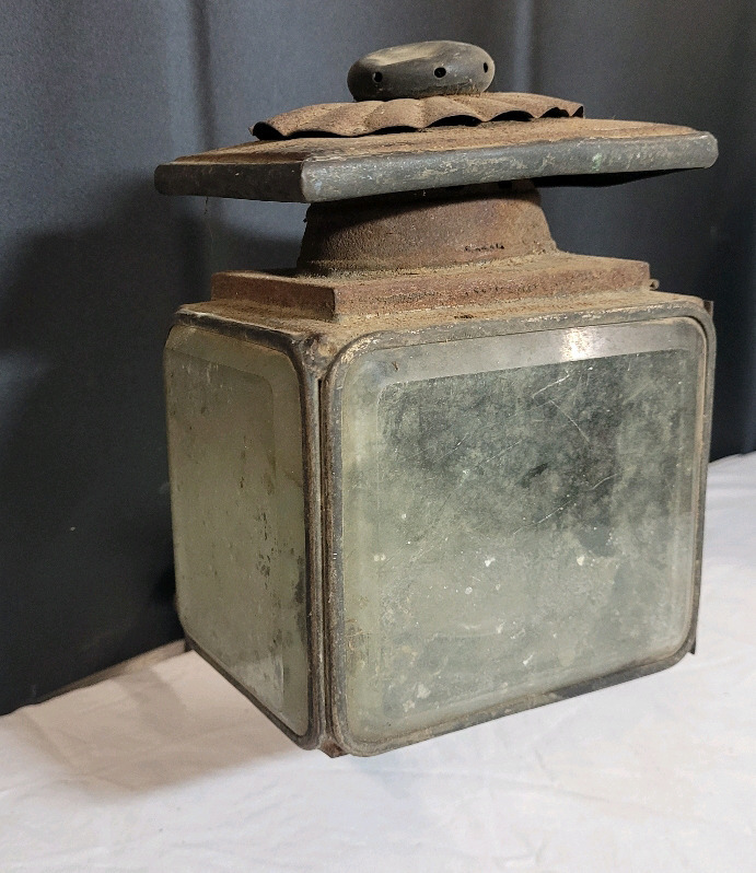 Antique Carriage / Buggy Lantern Lamp Light . Rust Present , No cracks to glass