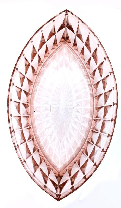 Gorgeous Vintage Unsigned Windsor Pink Depression Glass Bowl | Pattern: Marquis Shape & Cube | 11.75" x 6.75" x 2.6" Tall