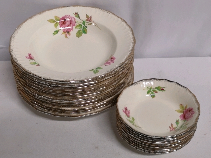 21 Vintage Swinnertons Luxor Vellum Bowls - Made in England